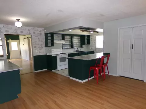 Kitchen - 9685 E Deerfield, Shepherd, MI 48883 photo 1 of 5