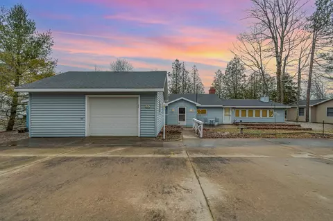 6258 Ridge, Oscoda, MI 48750