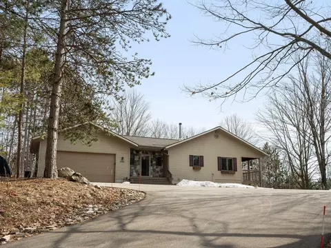 10321 S Endres Hl, Traverse City, MI 49684
