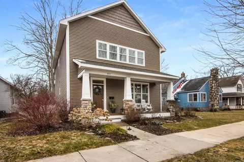 211 E Ninth, Traverse City, MI 49684