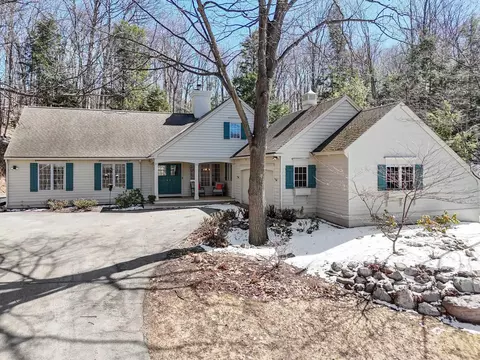 10996 Trillium, Traverse City, MI 49686