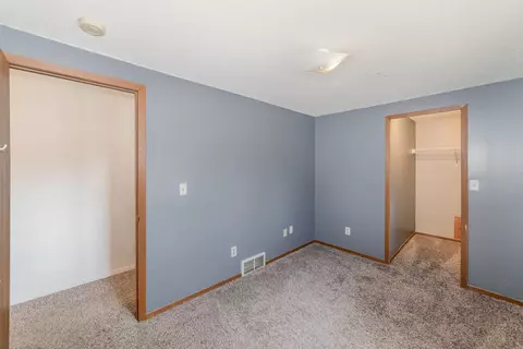 Bedroom - 5198 Jonathon, Mount Pleasant, MI 48858 photo 5 of 5