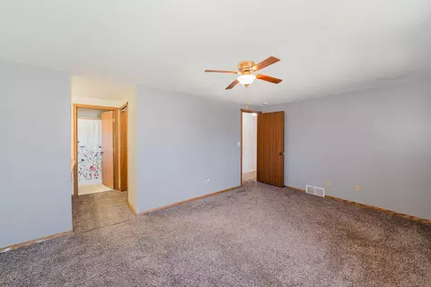 Bedroom - 5198 Jonathon, Mount Pleasant, MI 48858 photo 2 of 5