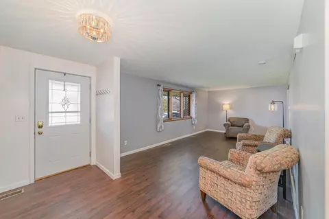 Entry Way - 5198 Jonathon, Mount Pleasant, MI 48858 photo 2 of 2