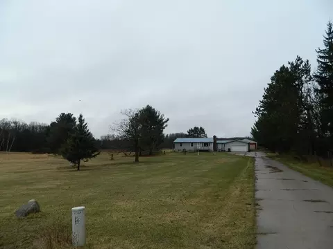 Exterior - 5735 Parker, Gladwin, MI 48624 photo 5 of 9