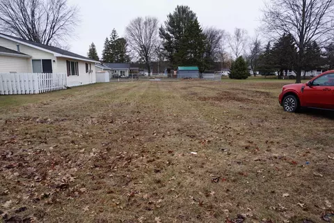 521 Washington, East Tawas, MI 48730