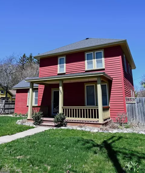 102 W Sixth, Northport, MI 49670