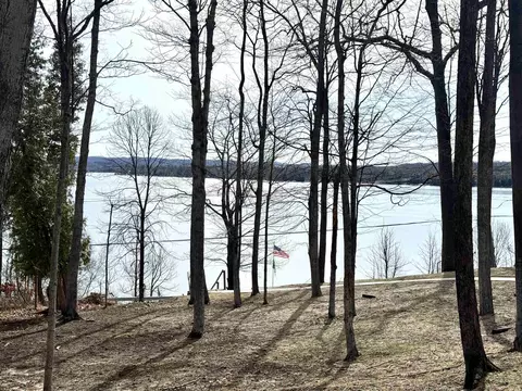 000 N Manitou, Leland, MI 49654