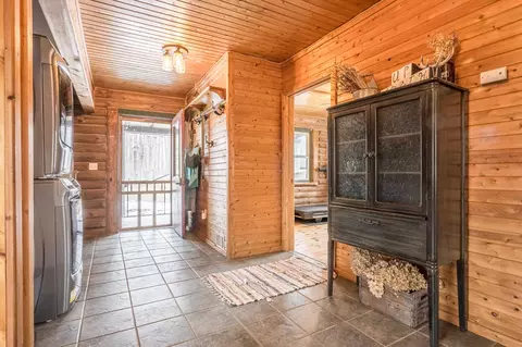 Entry Way - 6004 N Greenway, Frederic, MI 49733 photo 2 of 4