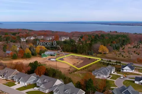 35 Jojack, Traverse City, MI 49686