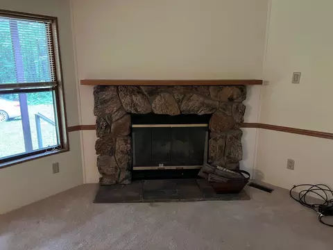 Living - 2300 W Cedar, Harrison, MI 48625 photo 2 of 5