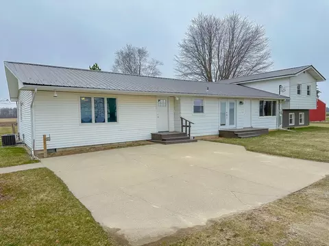 9533 E Denver, Mount Pleasant, MI 48858