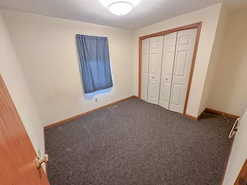 9533 E Denver, Mount Pleasant, MI 48858 photo 30