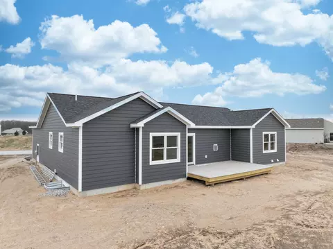 7528 E Mdws, Cedar, MI 49621 photo 5