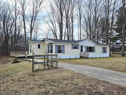 1459 W Houghton Lk, Lake City, MI 49651
