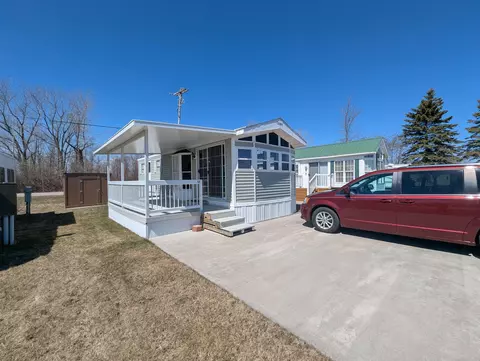3675 E Michigan UNIT 17 : 17, Au Gres, MI 48703 photo 2