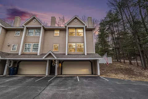 3807 Sherwood Frst, Traverse City, MI 49686