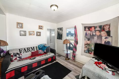 732 Bridge, Alma, MI 48801 photo 14