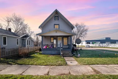 732 Bridge, Alma, MI 48801