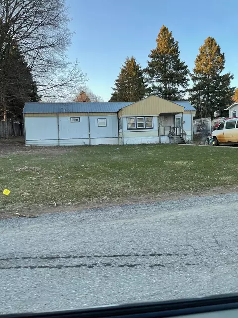 315 3rd, Marion, MI 49665