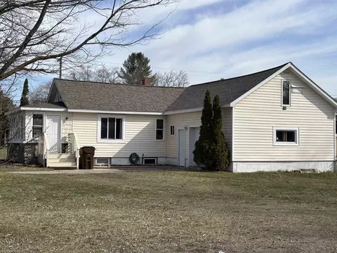 1130 Dandy, Cadillac, MI 49601