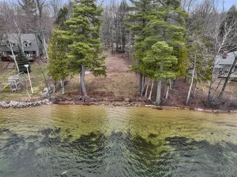 11265 Fredmar, Interlochen, MI 49643 photo 8