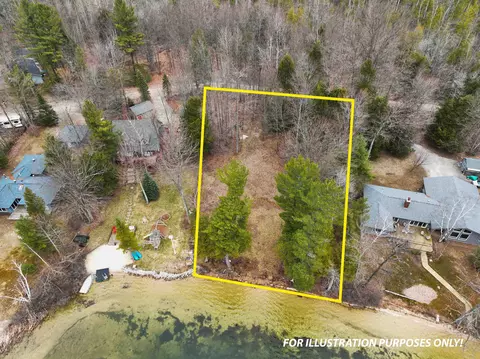 11265 Fredmar, Interlochen, MI 49643 photo 4