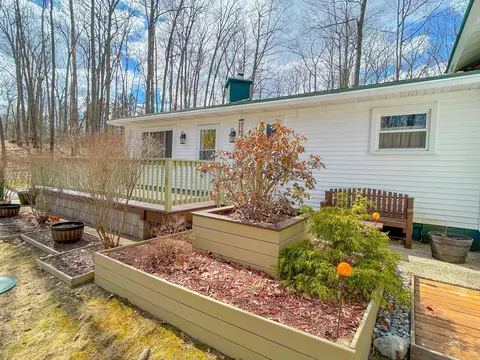 Exterior - 212 Cindy, Roscommon, MI 48653 photo 6 of 9