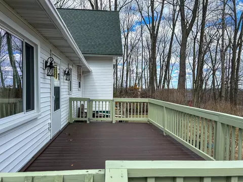 Exterior - 212 Cindy, Roscommon, MI 48653 photo 7 of 9