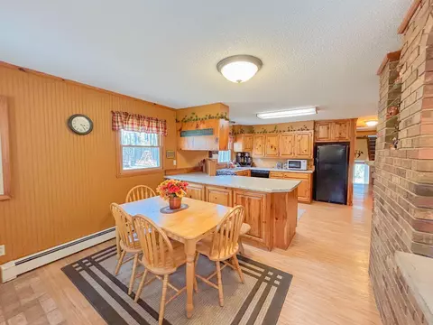 Dining - 212 Cindy, Roscommon, MI 48653 photo 1 of 1