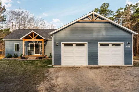 1205 Bass Lk, Traverse City, MI 49685