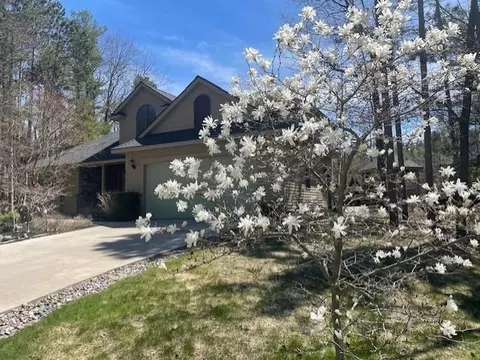 2910 Cedarwood, Traverse City, MI 49686
