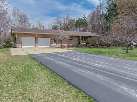 3972 W Harsh, Coleman, MI 48618