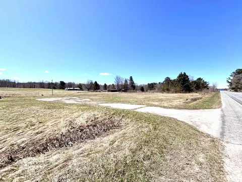 8861 Thirteen Mile, Bear Lake, MI 49614
