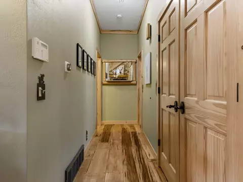 Entry Way - 18090 Read, Copemish, MI 49625 photo 3 of 6