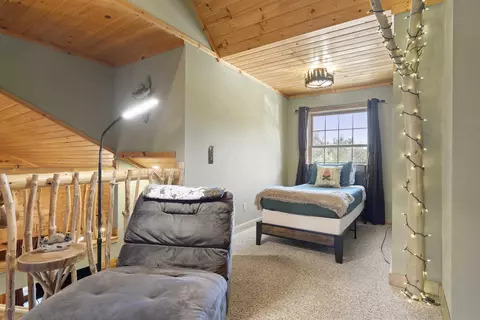 Bedroom - 18090 Read, Copemish, MI 49625 photo 5 of 9