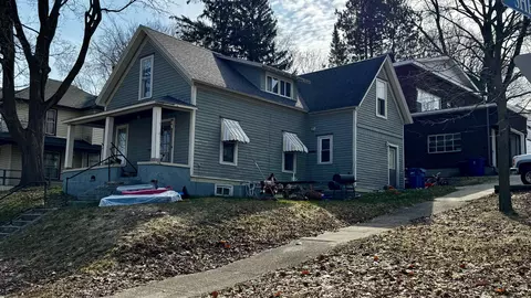 210 E Pne, Cadillac, MI 49601