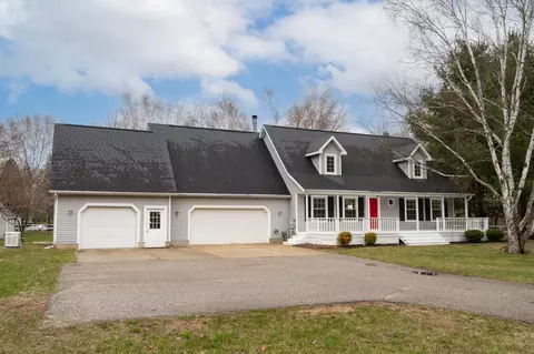 768 W Broomfield, Mount Pleasant, MI 48858