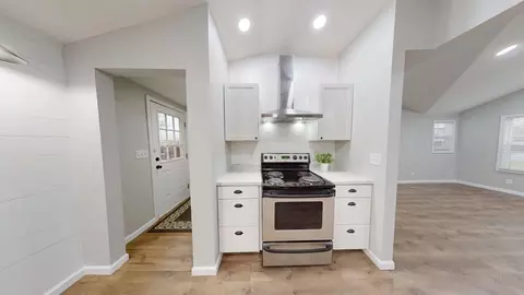 2975 E Ashby, Midland, MI 48640 photo 13
