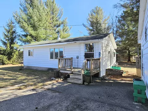 1061 N Anderson, Lake City, MI 49651