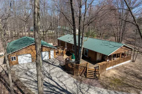 1014 S Coleman, Shepherd, MI 48883 photo 3