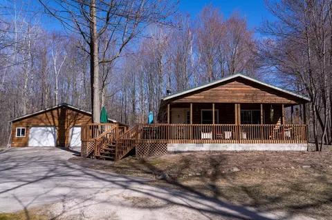 1014 S Coleman, Shepherd, MI 48883 photo 2
