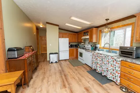 1014 S Coleman, Shepherd, MI 48883 photo 16