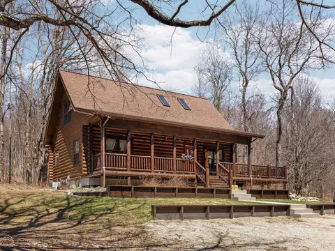 4164 Vista Vly, Mesick, MI 49668