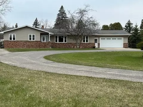 1214 S Us-23, Tawas City, MI 48763