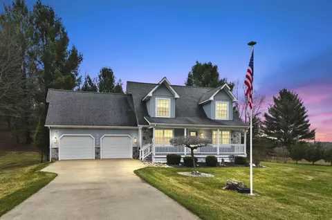 8188 Crestview, Cadillac, MI 49601