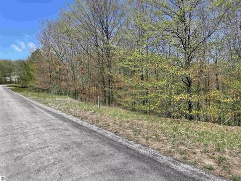 4863 Grayhawk #LOT : 15, Traverse City, MI 49684