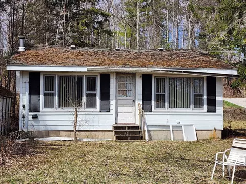 7549 Cove, Hale, MI 48739 photo 4