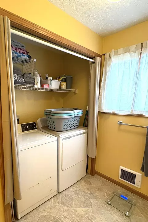 991 E Bellinger, Cedar, MI 49621 photo 11