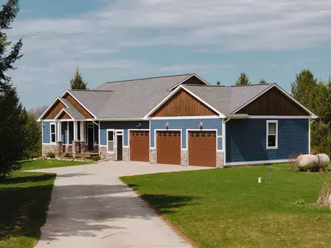 7327 Crisp, Williamsburg, MI 49690